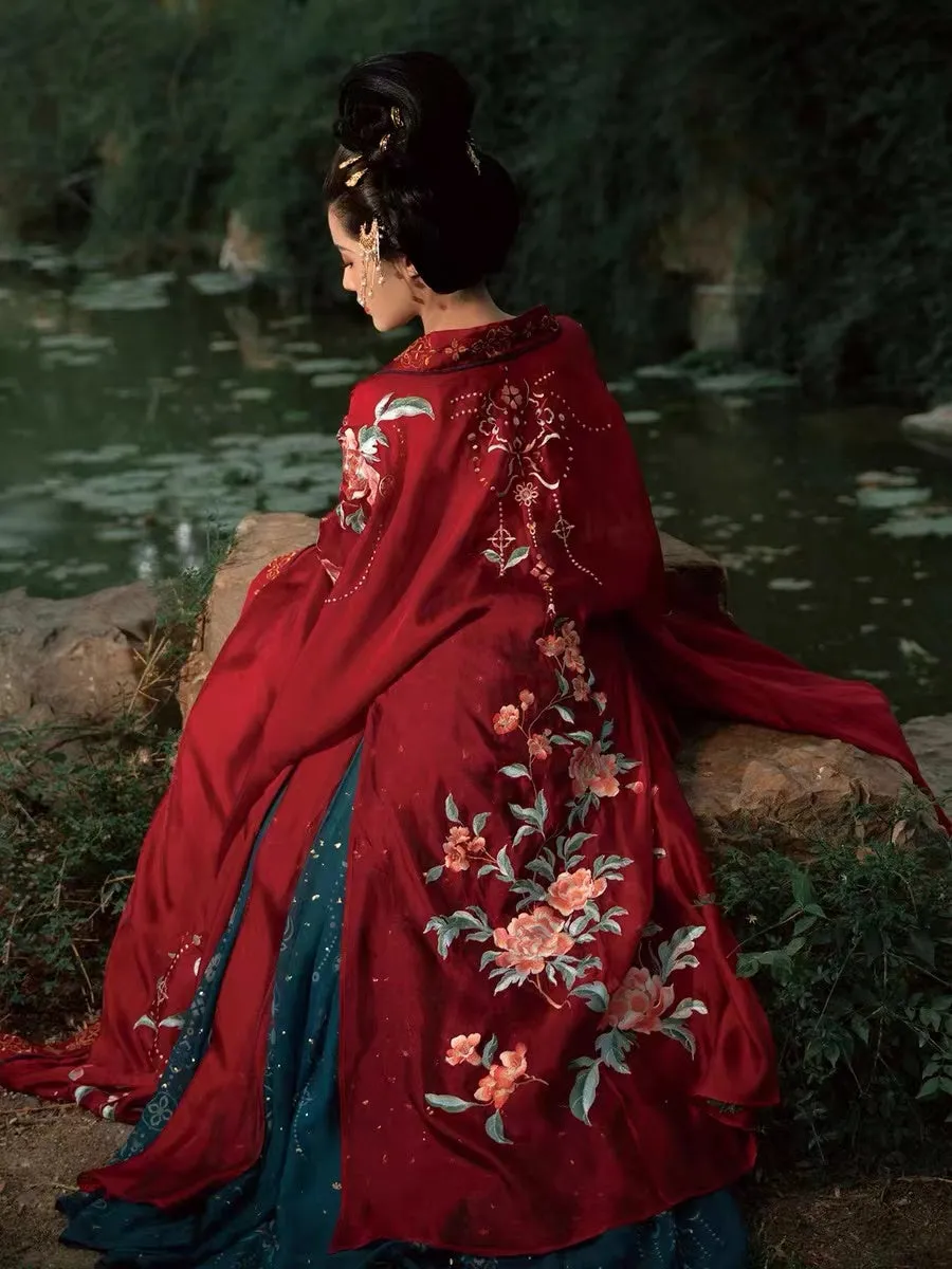 BlueDail Pure Hand Embroidery Yang Guifei「Bringing endless glory and wealth」Prosperous Peony Embroidered Tang Style Daily Wear Hanfu Clothing