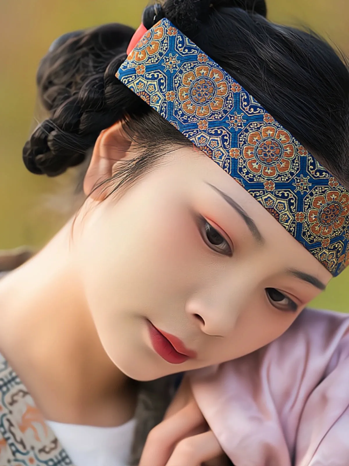 Mo'e 抹额 Tang Brocade Headband