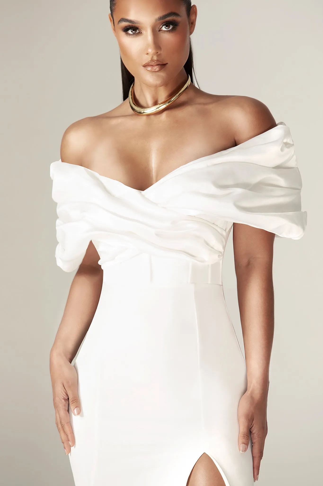 Presley Crepe Ruffle Shoulder Gown Dress (Off White)